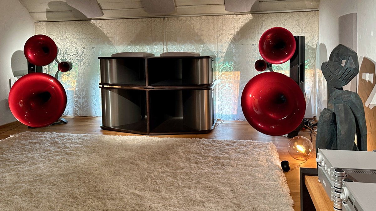 fairaudio_de's tweet photo. NEWS HiFi-Studio Wittmann lädt zum dreitägigen High-End-Fest mit Avantgarde ... https://t.co/eCC2OwHQr5

#hifinews #hifi #news #fairaudio #stereo #highendaudio #bestsound #hifimesse #hifiworkshop #hifivorführung #HiFiStudioWittmann #HiFiWittmann #AvantgardeAcoustic #Innuos #Nagra https://t.co/VsXWQaaHeO