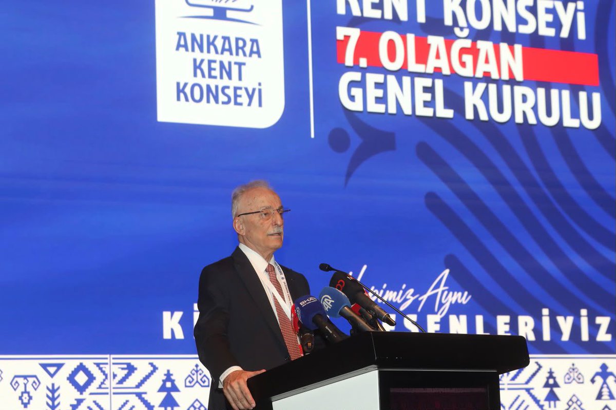 yasarnes's tweet photo. Önceki Genel Başkanlarımızdan Sayın Murat Karayalçın, Ankara Büyükşehir Belediye Başkanımız Sayın Mansur Yavaş ve Yenimahalle Belediye Başkanımız Sayın Fethi Yaşar ile birlikte Ankara Kent Konseyimizin 7. Olağan Genel Kurulu’na katıldık.

Kentimizin ortak aklına, katılımcı yönetim anlayışına ve Ankara’mızın geleceğine değerli katkılar sunan Ankara Kent Konseyimizin genel kurulunun hayırlı olmasını diliyor; emeği geçen herkese teşekkür ediyorum.