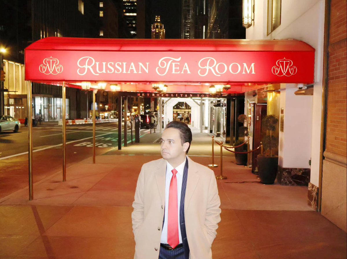 FarukAlkan___'s tweet photo. Reservations at "Dorsia. " Actually, who cares about Dorsia? Nobody goes there anymore. At The Russian Team Room, you'll have borscht with sour cream and Chicken Moscow—not to be confused with Chicken Kyiv. https://t.co/Yj04PkmpPr