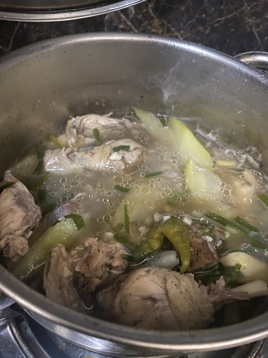 AdoboChicken_'s tweet photo. More tinola for dinner 😚 https://t.co/qEs2gaQcms