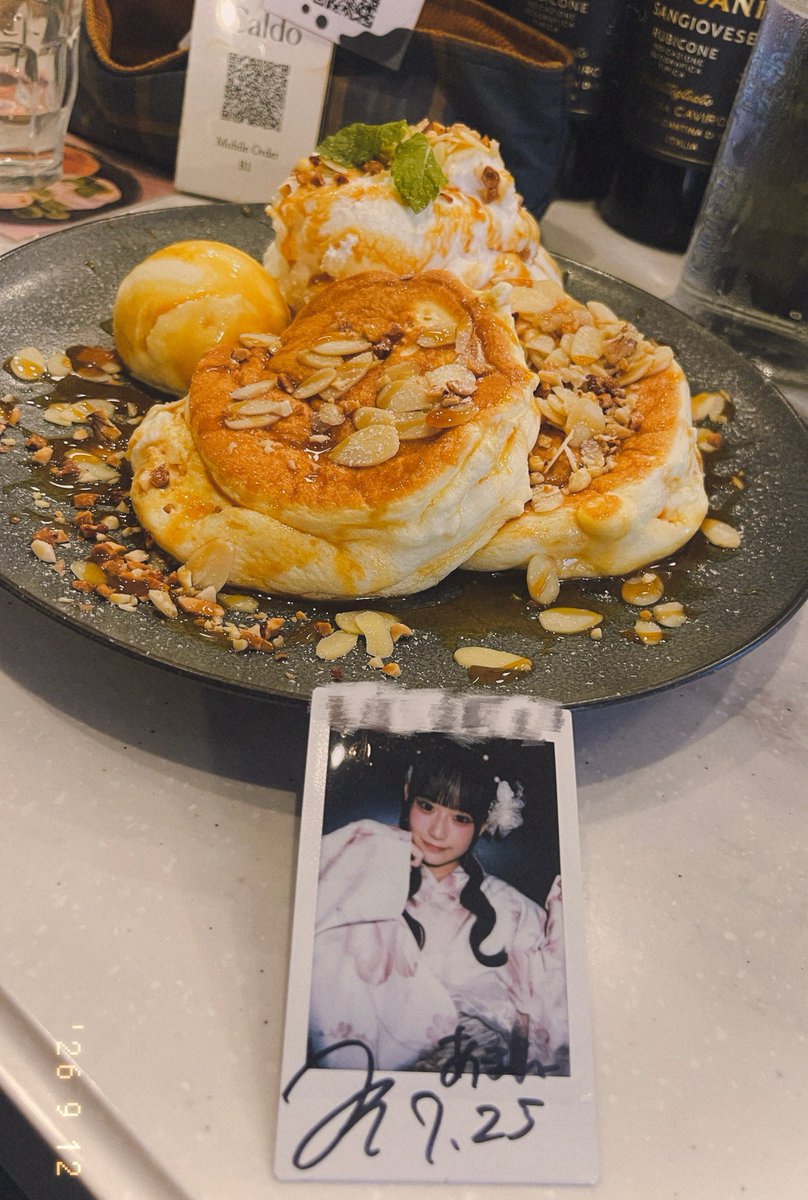 _amane_1105's tweet photo. パンケーキとサウナの日
  #みんなのみるく https://t.co/gUki6hEHBb