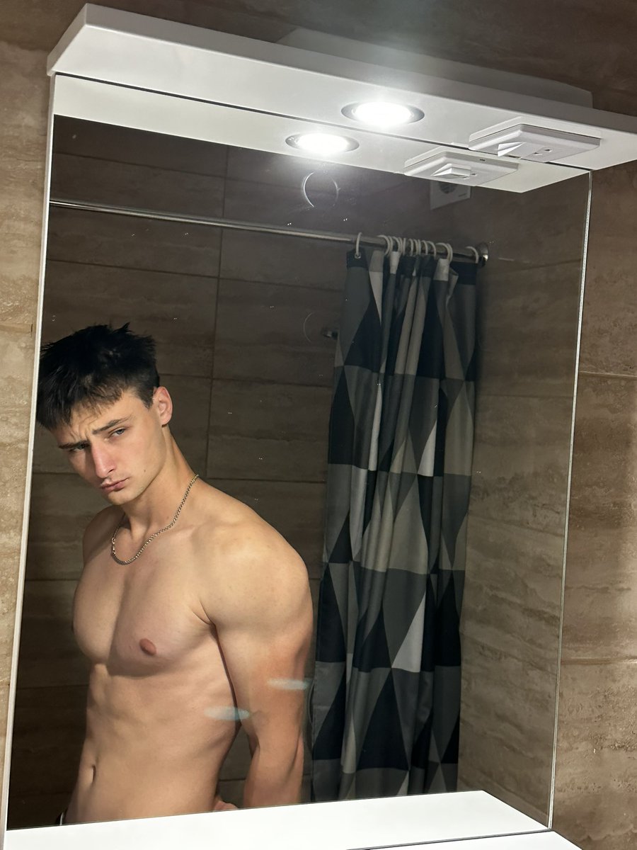 Sakrll's tweet photo. https://t.co/cd7vFEG5Rk 🤤🔞 https://t.co/uzsohqC2J2