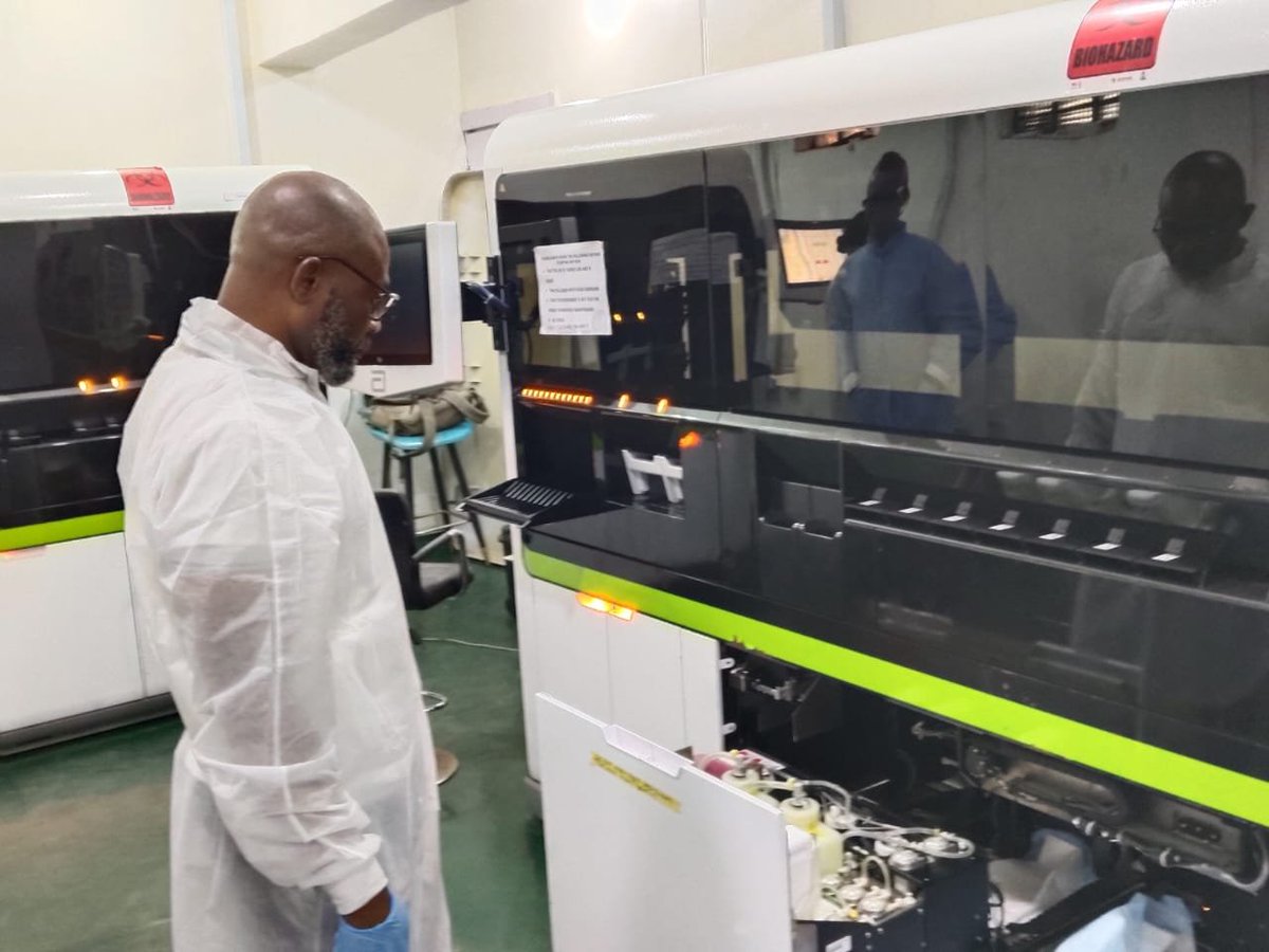 COOUTHAmaku's tweet photo. DID YOU KNOW?
Did you know that COOUTH, Amaku has a highly equipped Mega PCR Laboratory with the capacity to process over 2,500 HIV viral load samples daily?
#COOUTHAmaku #AmakuTransformationStory #ServiceForHealth #MolecularDiagnostics #PCRLaboratory #IndeedAnambraIsRising https://t.co/Lan5j8orsA