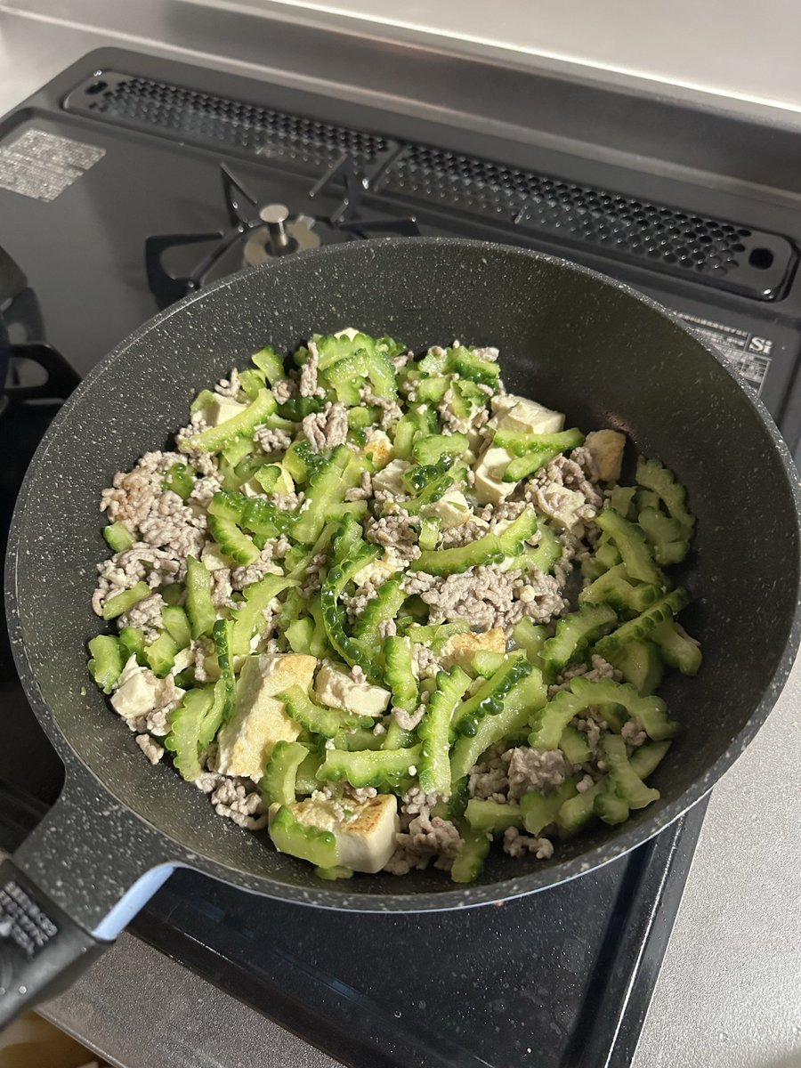 8005ATI's tweet photo. 初めてゴーヤ料理作る👀 https://t.co/oMTLvW1yMe