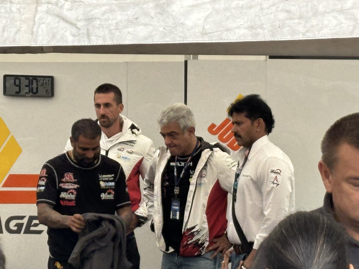 sfrankricharrd's tweet photo. On track at @SilverstoneUK to cheer on #AjithKumar racing the #16 Ligier LMP3 for Ajith RedAnt by Virage in the @LeMansCup! 🏎️💨
Pure passion on the grid today! #AjithKumarRacing #Silverstone #AK #LMP3 #LeMansCup #AK16 https://t.co/1t32zY3RTP
