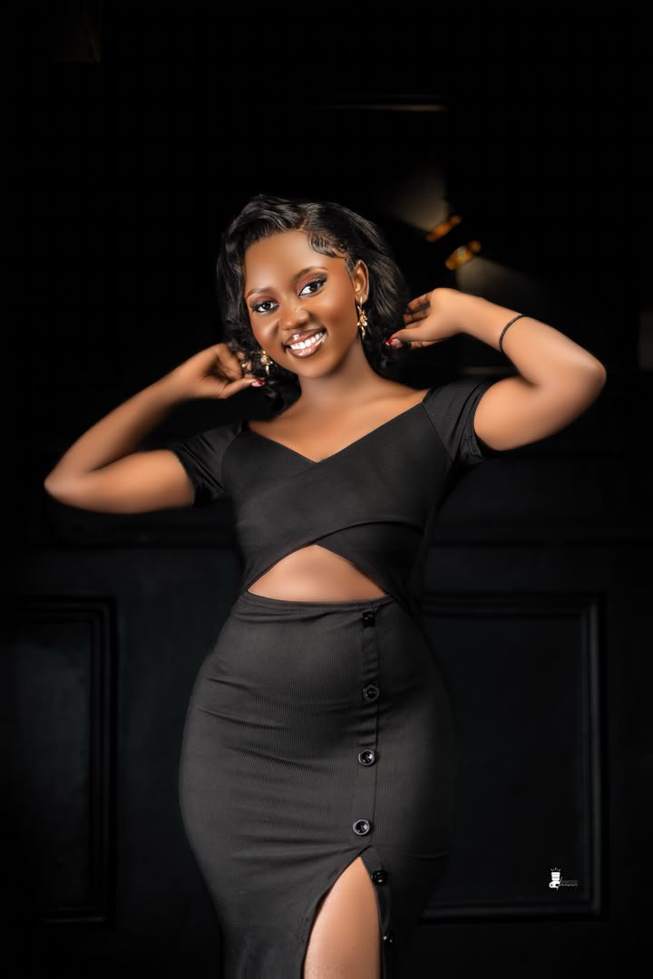 KaysExclusiveUG's tweet photo. Good afternoon lovelies 🥰 https://t.co/NQOLFtghfr