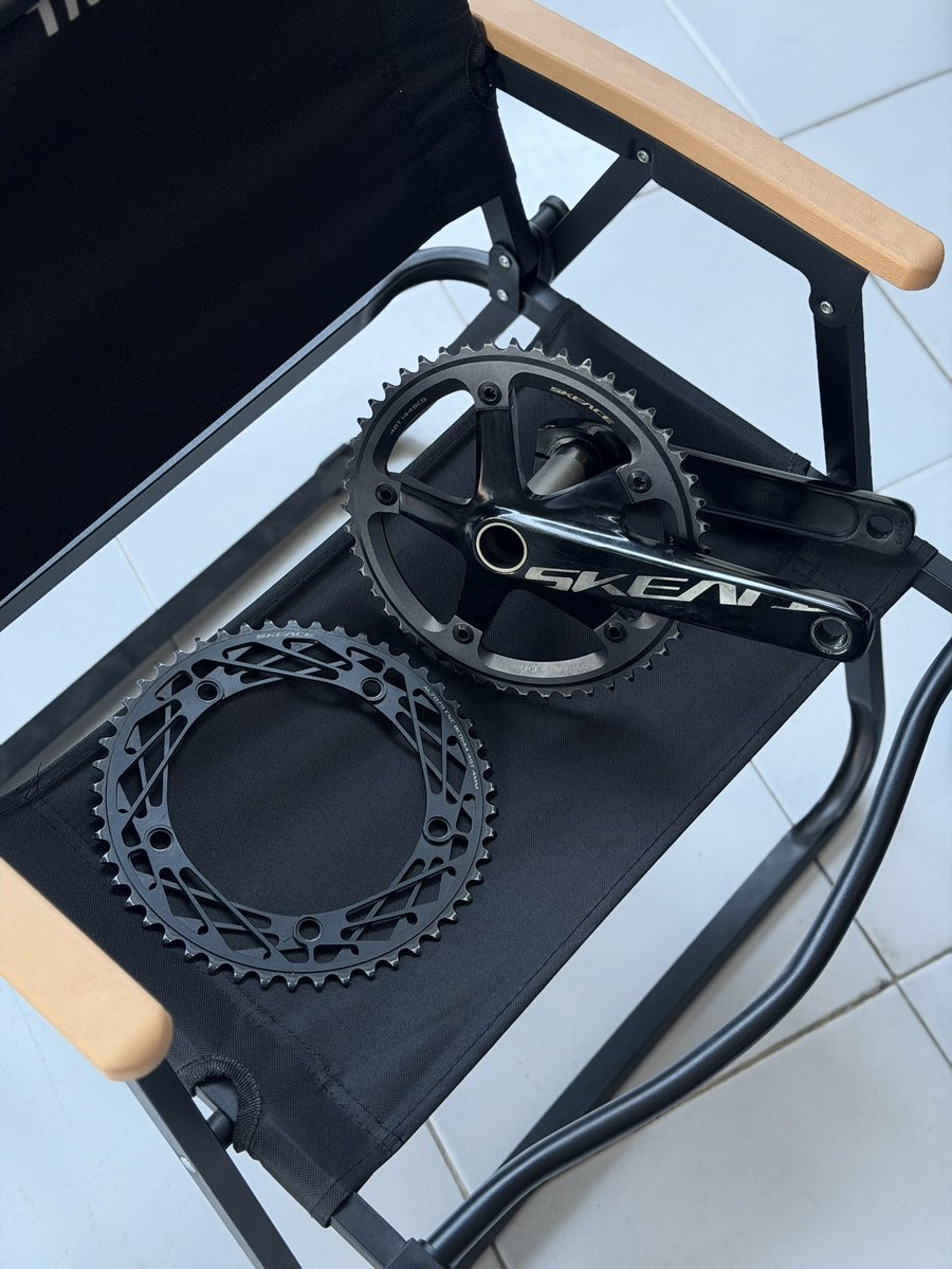 sixboldtrack tweet picture