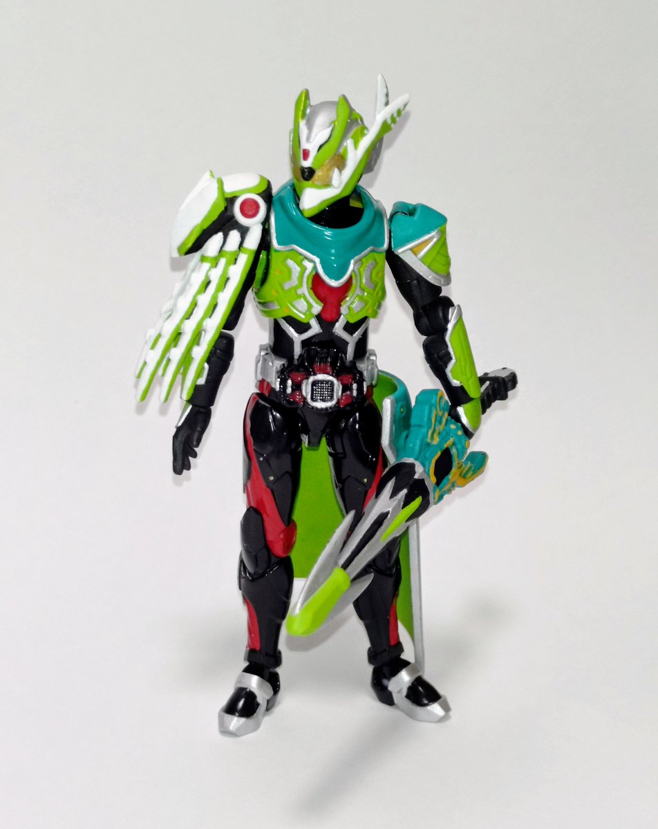 Alvo_Zwei's tweet photo. 「仮面ライダーオルテカ」完成！

劇中だとトルーパーのリデコで「う〜ん…」となったあの頃を思い、ヒロイックに仕上げてみました！

#装動
#仮面ライダーリバイス
#仮面ライダーオルテカ https://t.co/mjcBxi44Xe