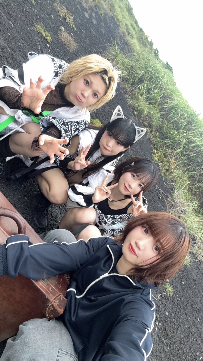 tsuyonew_rin's tweet photo. この度！
ご縁がありまして、強くてにゅーげーむの楽曲「Continue。」のMVに出演させていただきました✨

とっても大事なシーン任せていただきましたのでぜひ見てください👀 https://t.co/HT3yxB8lJc
