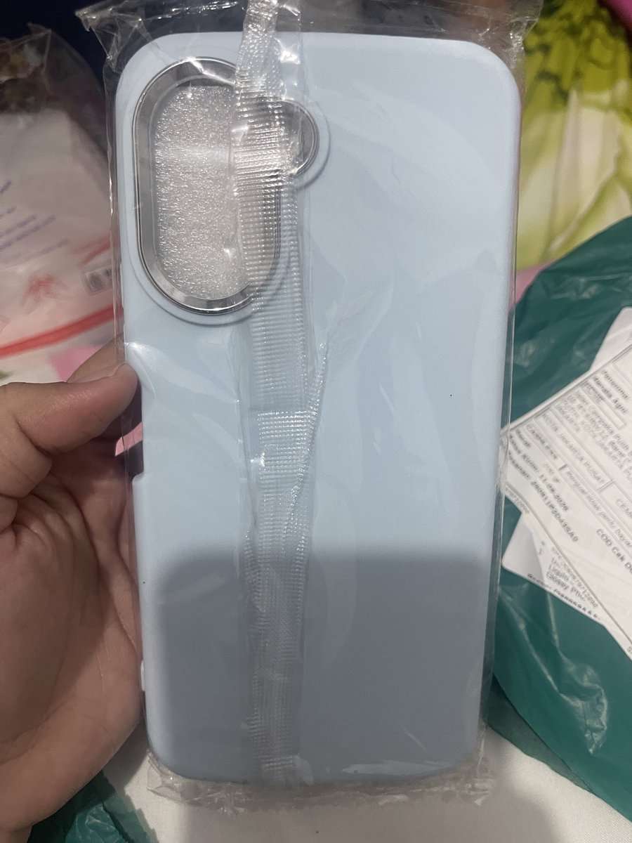 every1_wo's tweet photo. WNI ANJINGGGG, beli tempered glass 60k yang dateng casingnya doang babi mana gak 12promax lagi cukimay https://t.co/GwsHd92MAU