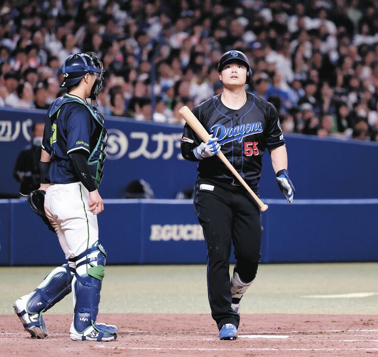 gnomotoke's tweet photo. 【中日】痛すぎた2度の満塁機での細川、サノーの凡退…嘆く井上監督「あそこでアクションが起こせれば…」「できなかったのがすべて」（中日スポーツ）-Yahoo!ニュース https://t.co/3WxjDLmNtm

中日は今季37度目の逆転負けで3連敗を喫し、借金は今季ワーストタイの20となった。 https://t.co/AEnmZQMhLr