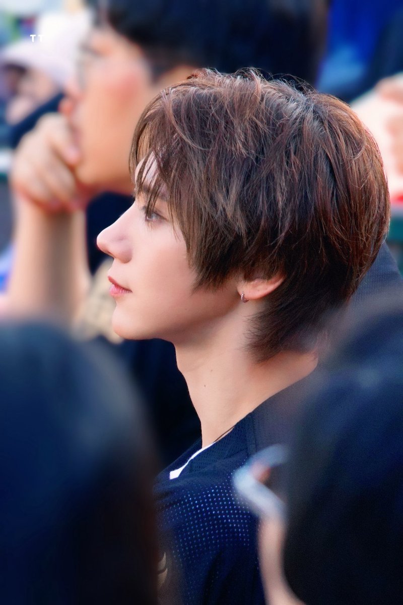 10nie_lee's tweet photo. ไม่เป็นเชียร์ลีดเดอร์เพราะเดี๋ยวคนหึงกันทั้งสนาม สวยอ่ะ https://t.co/1o2HVIrZmB