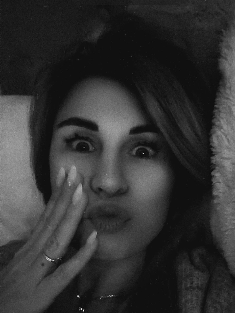 _Boyzinhoo's tweet photo. Happiness is being grateful for all you have—needing nothing that isn’t yours, not caring about others’ lives, feeling warm within, and having someone you can sincerely say, “I miss you and love you. https://t.co/5NwBOS7Upf