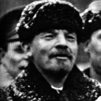 RTSG_Main's tweet photo. LONG LIVE COMRADE LENIN! https://t.co/zVRd2Z6tW0