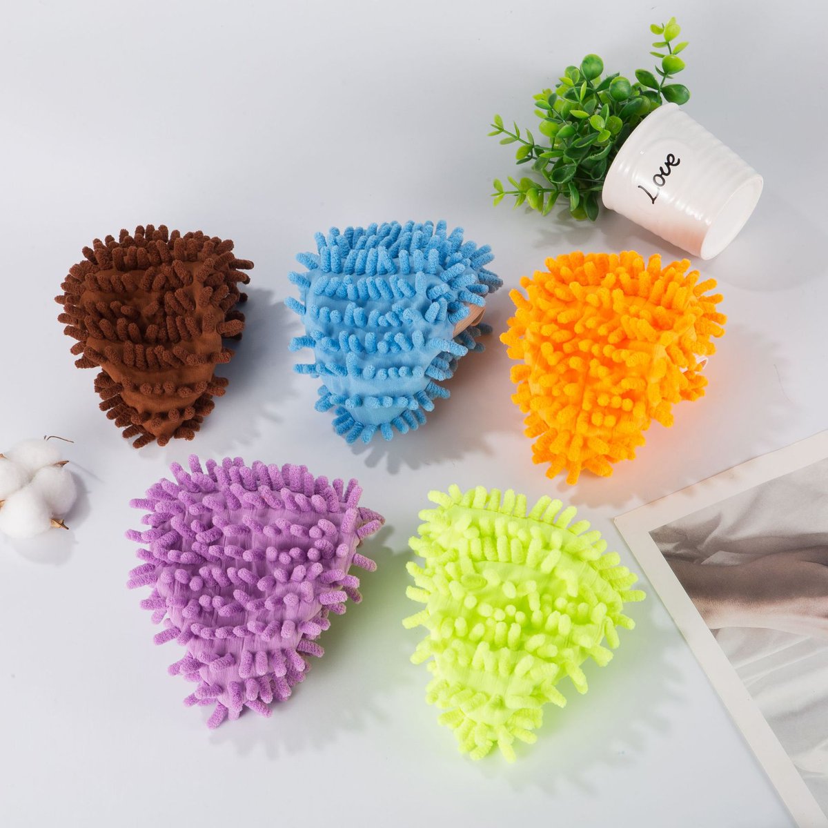 Larissa24062016's tweet photo. Chenille Mop Shoe Cover – Clean While You Walk! The perfect smart solution for effortless cleaning. Chenille mop design removes dust and dirt easily. Anti-slip, reusable, soft, comfortable, and free size. Multi-use: floor cleaning and slippers. https://t.co/xv3PD924s7
