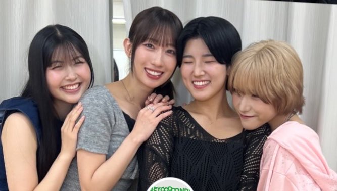 lll0lcc's tweet photo. ストーリーのはなにくっついてる
姫が可愛すぎてさすがに保存した https://t.co/J6har6VKtF
