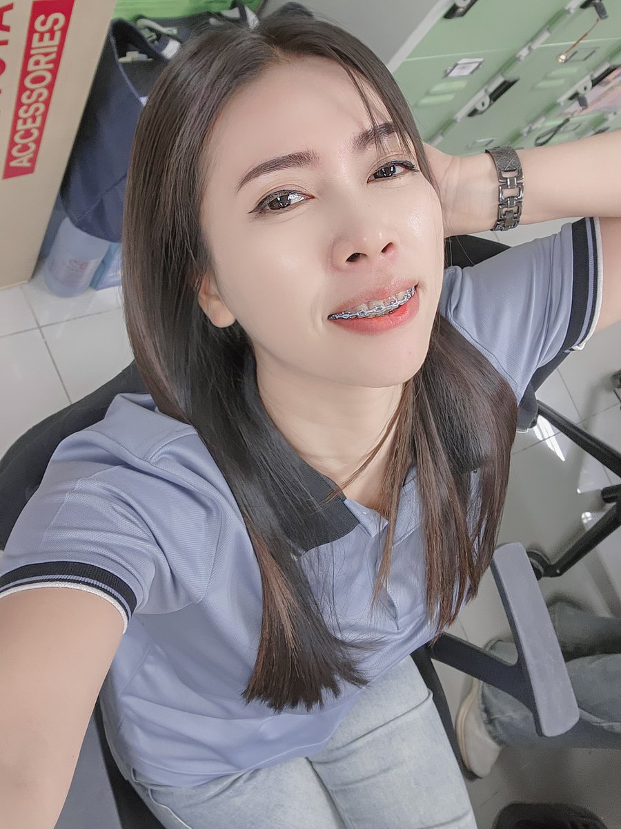 smilingly282187's tweet photo. เห็นงานจะเป็นลม เห็น��งินสู้ตาย....🤣
           🌻ลพบุรี𓂃˖ᥫ᭡ˊ˗ https://t.co/NmzFvN7pTT