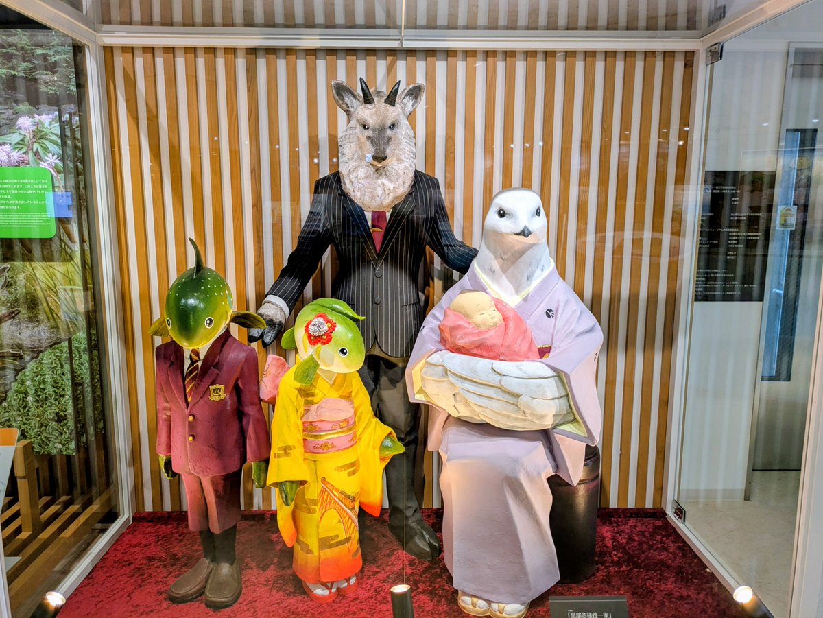 onene's tweet photo. 今回はアルペンルートが霧で残念だったなぁ
北アルプス滞在中1度も見れなかった…
黒部ダムと宇奈月温泉のトロッコはとても良かったです https://t.co/opu5tSZ0XD