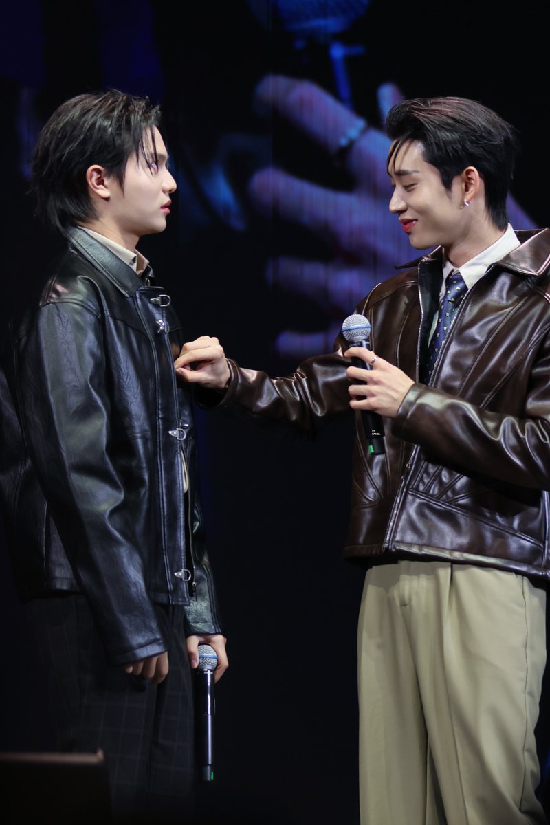 TTxSpace's tweet photo. ตัดภาพมาที่วิงเน่ม จริงจังเกิน ไม่มองตาพี่แล้ว 55525552525555252553535355

#WilliamEstFMTaipei2026
#WilliamEst https://t.co/kJ4p1KSX8Q