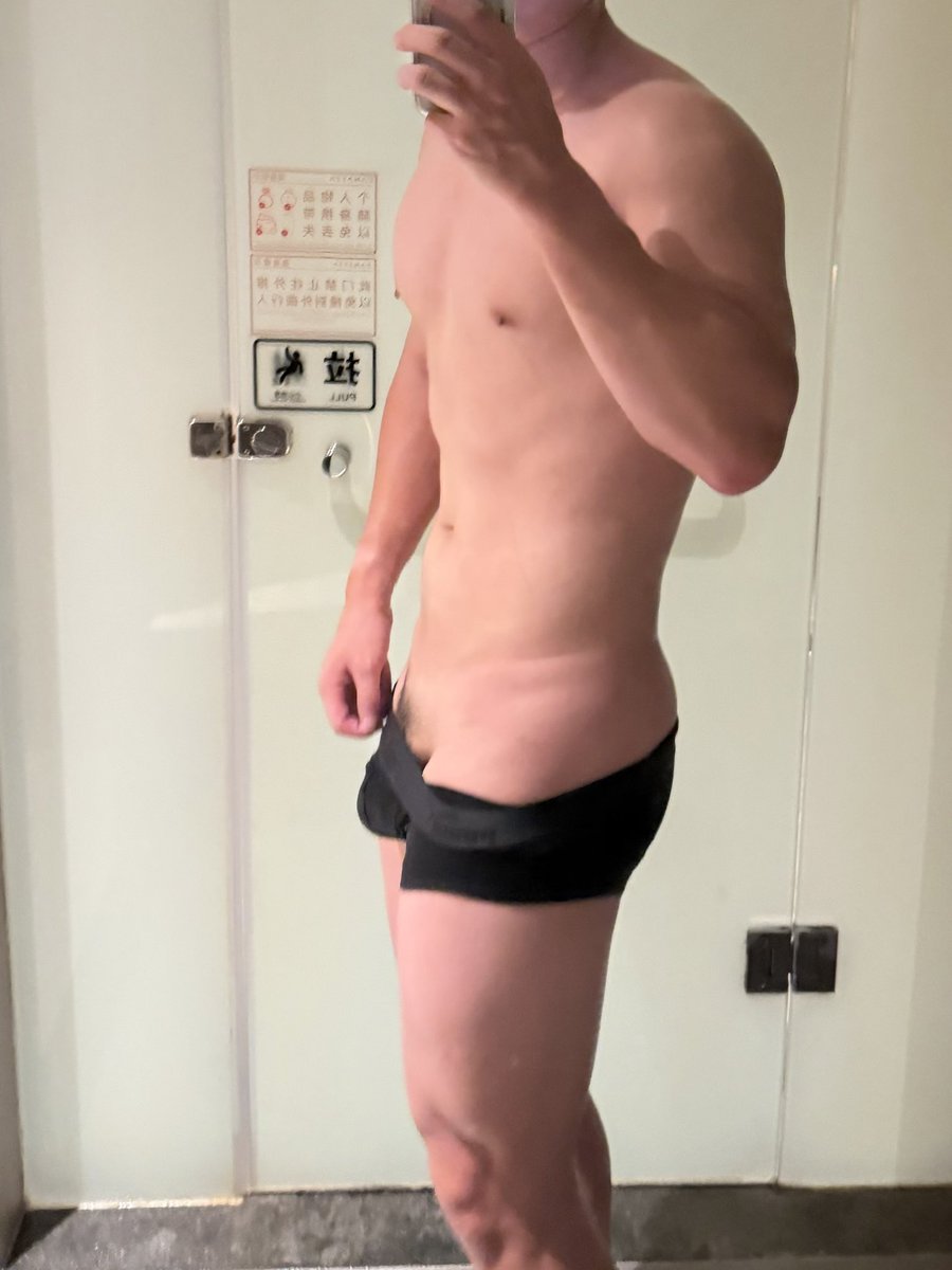 Closeque777's tweet photo. Love the sauna https://t.co/khZvl3XQEi