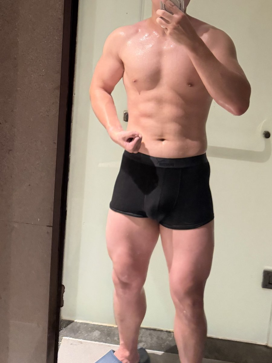 Closeque777's tweet photo. Love the sauna https://t.co/khZvl3XQEi