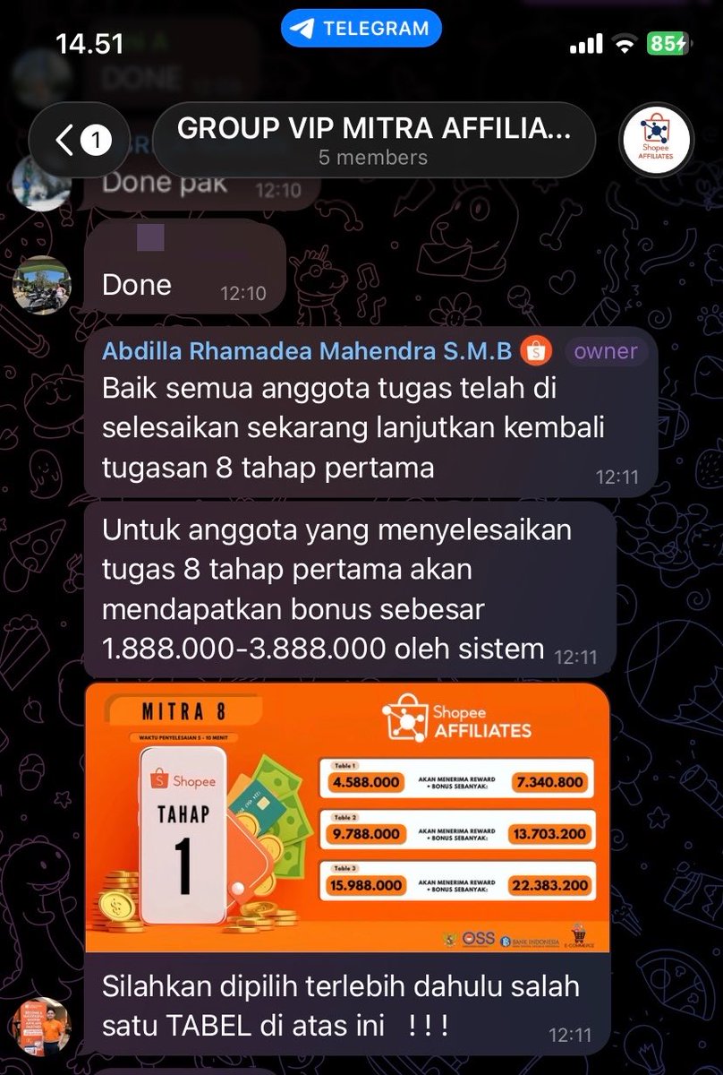 adavoes's tweet photo. Abdillah memberi tugas lagi berupa transfer sebesar 4.588.000 dan dijanjikan akan mendapatkan bonus 7.340.800. Karena saya tidak mempunyai uang sebesar 4.588.000, jadi saya minta untuk dikembalikan saja uang saya sebesar 1 juta. Namun, ia bilang kalau tidak menyelesaikan tugas, https://t.co/ctE0rKWn3L
