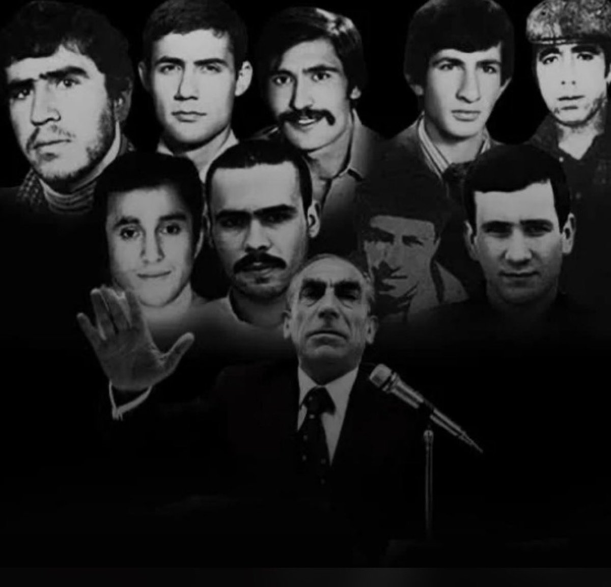 SurucuGokhan's tweet photo. “Eylüllerde ölmedik,
Eylüllerde doğduk. 
Ne sizleri unuttuk, 
Ne kahpe Eylülleri…” https://t.co/z8HEbMb5jY