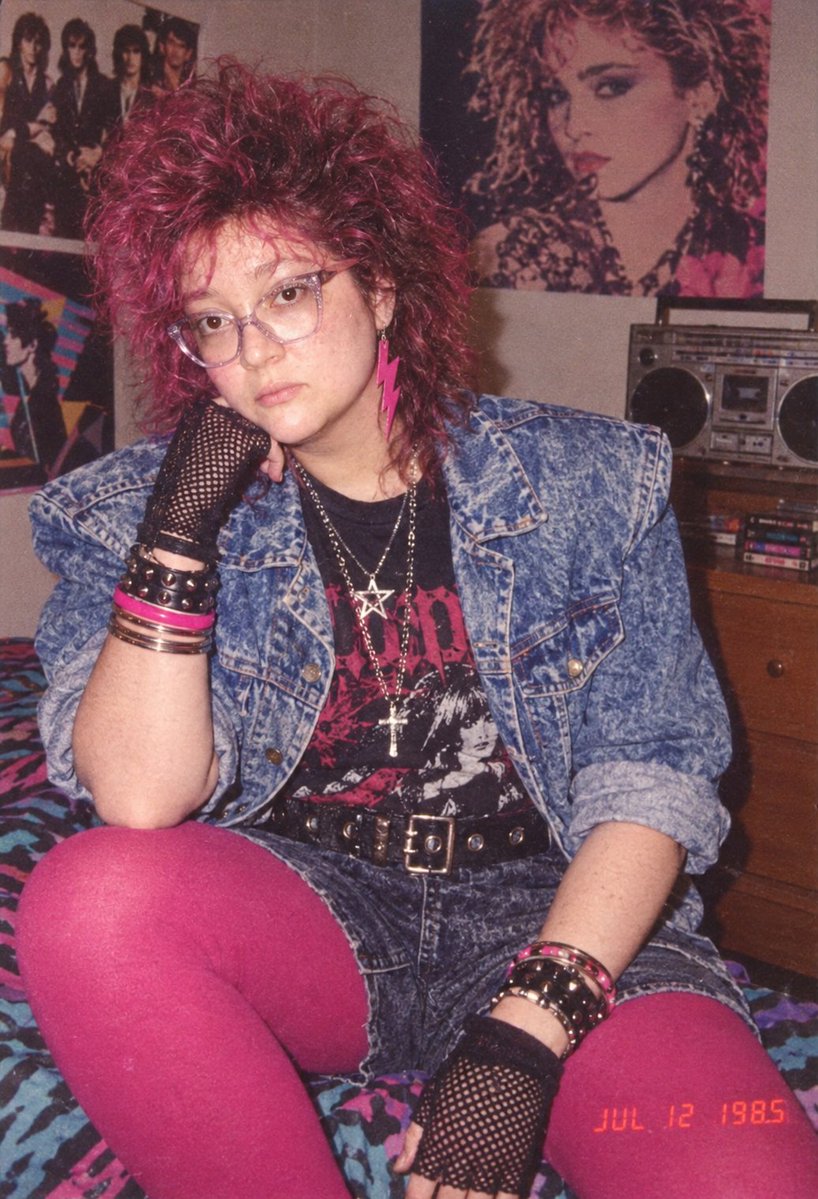 JulieTsukino's tweet photo. Minha versão anos 80 📼

#Anos80 #Década80 #1980s #Trend80s https://t.co/kIGgy60ROO