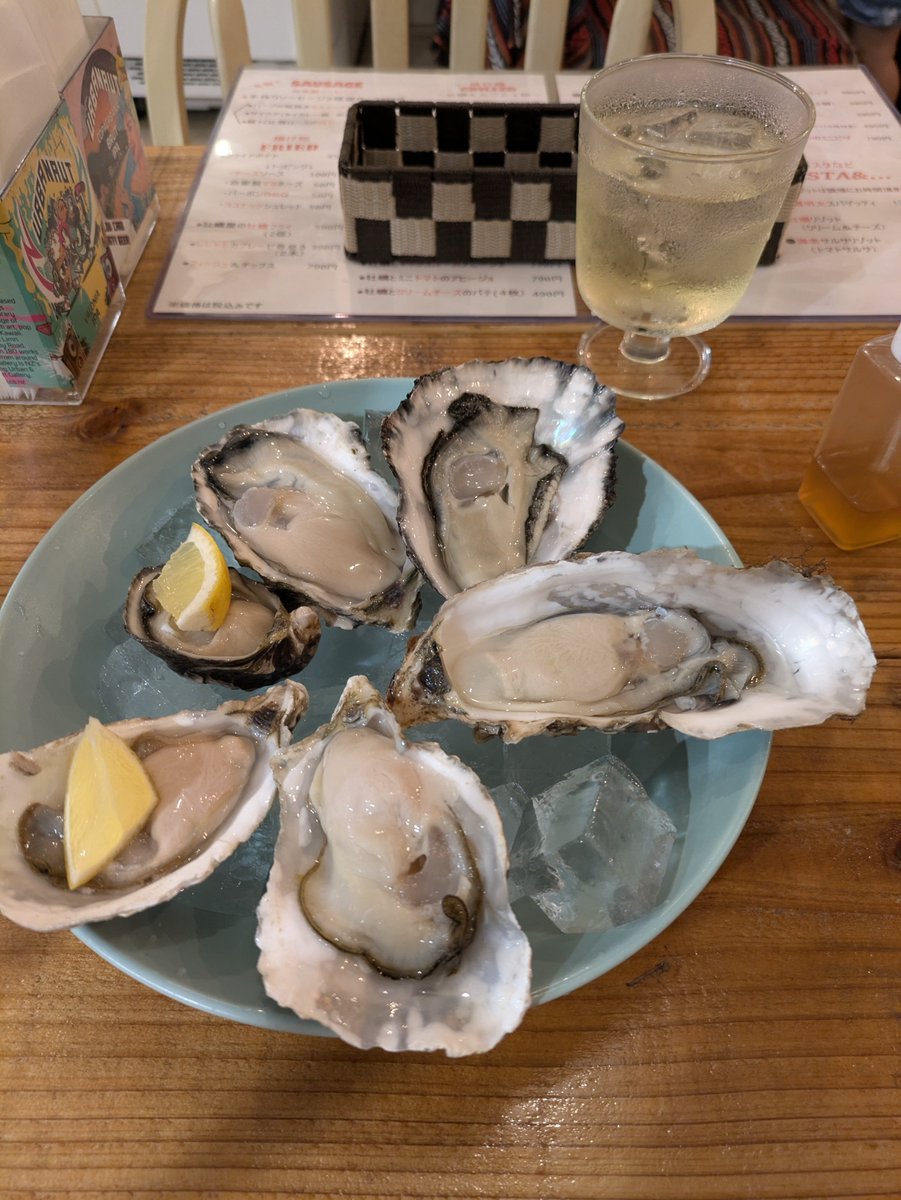 greeeentea__'s tweet photo. ひとり居酒屋😋 https://t.co/clv0rqelWC
