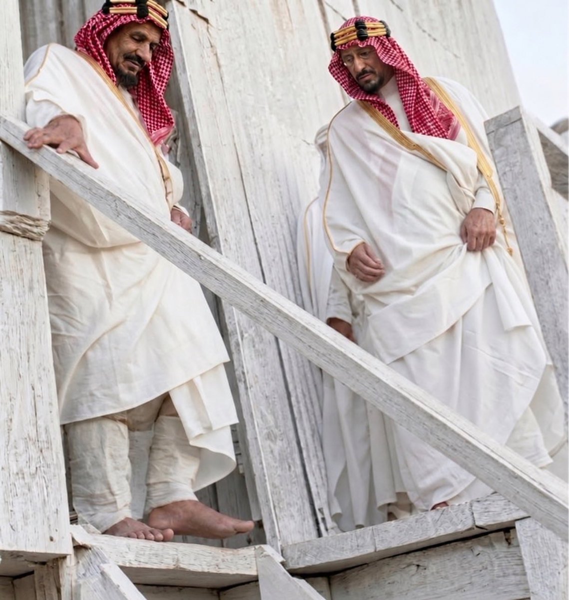 MotebBinFahad's tweet photo. #اليوم_الوطني_السعودي_عزنا_بولائنا_96 
الصوره تتكلم عن ابن الصحراء  الذي أسس دولة عظيمة رحم الله جلالة الملك عبدالعزيز 

من على الرمضا مشى حافي القدم يستاهلك
ومن سقى غرسك عرق، دمعٍ ودم يستاهلك
من رعى في صحرا الظما إبل وغنم يستاهلك https://t.co/Tu0NCSCK5J