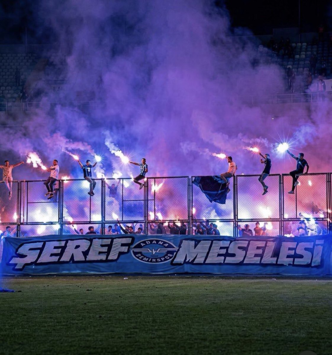 ads01ads02ads03's tweet photo. Savaşmaya devam çocuklar @AdsKulubu  

#AdanaDemirspor https://t.co/zwrDgis9rK