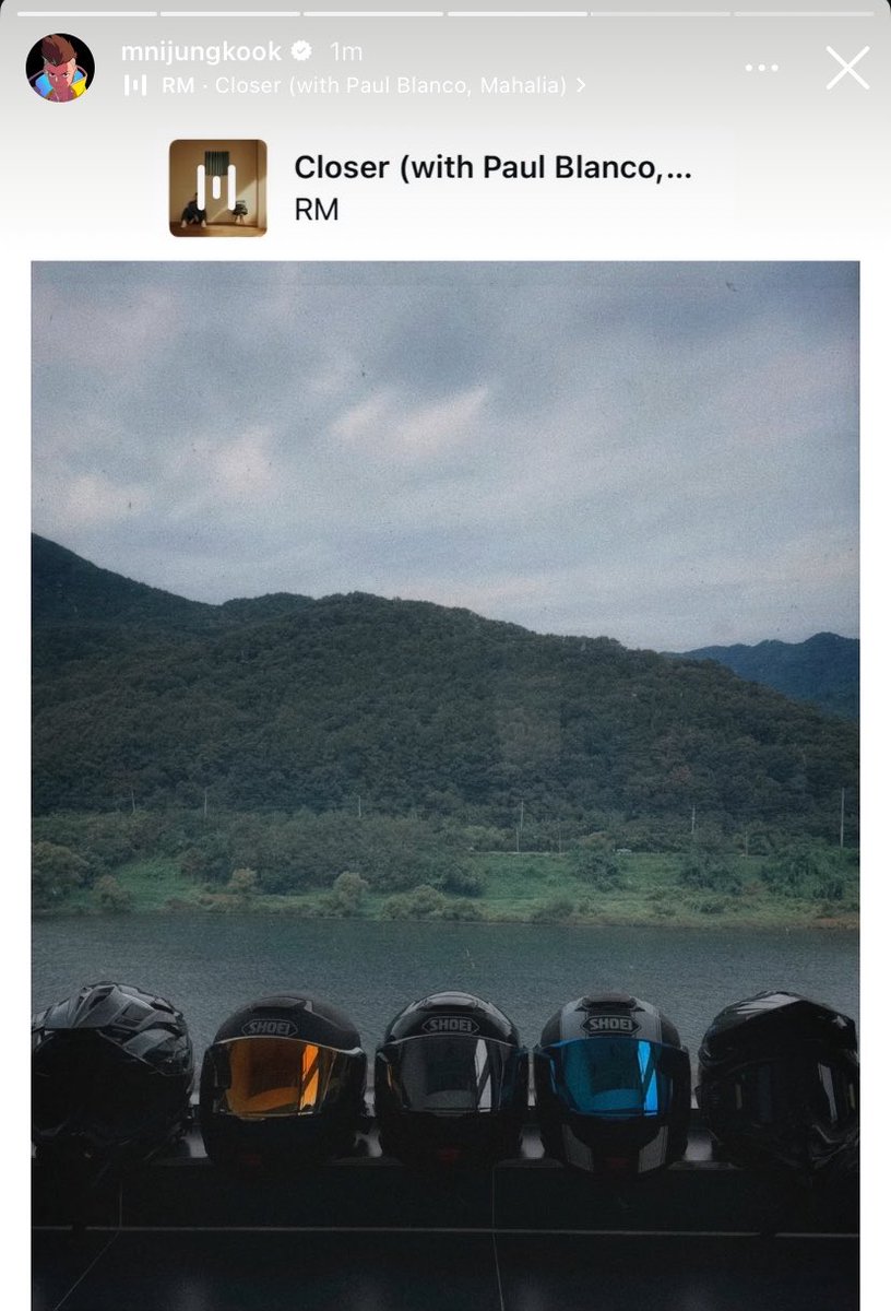jeonIves's tweet photo. JUNGKOOK?? https://t.co/Pcp1iib2rR
