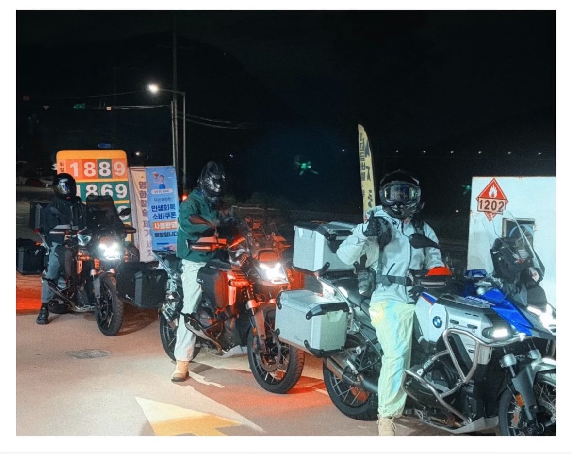 dreamjeons's tweet photo. jungkook’s biker photo dump 🥹 https://t.co/jdGUWUr8BJ