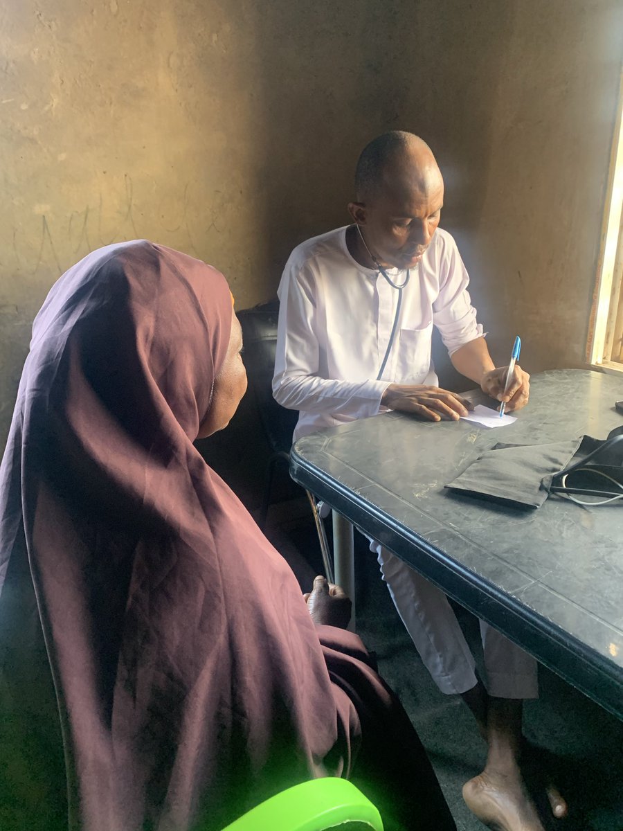 qsnf26's tweet photo. We’re back in the field.

Today, QSNF is in Mashi District, Kofar Gidan Sarkin Mashi for our weekly medical outreach.

Our team is on ground, serving, listening and attending to the community.

Compassion. Health. Hope. 🧡💚

#QSNF #Mashi https://t.co/18X5v45fit