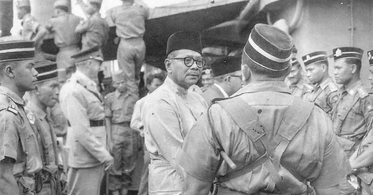 hmetromy's tweet photo. #Minda "Biar kita miskin, asalkan kita merdeka dan bermaruah." Kata-kata negarawan ulung, Tunku Abdul Rahman Putra al-Haj dalam ucapan ketika rundingan kemerdekaan di London pada 1956 kembali bermain di minda.
https://t.co/y79MQucD7e https://t.co/z4bU2sdX03