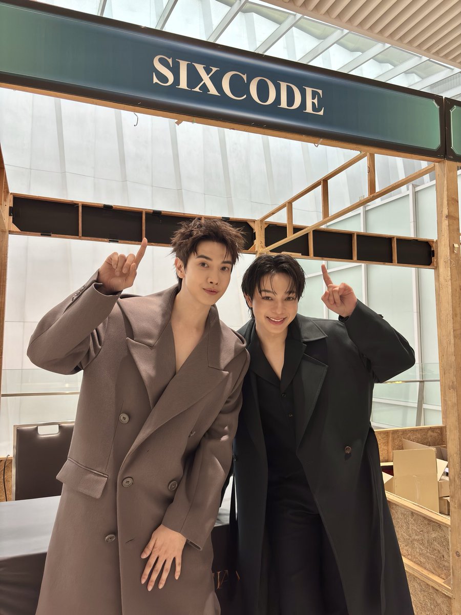 wabisabiTH's tweet photo. ไหนของเสียง #6CODE เป็นมิ่งขวัญกำลังใจหน่อยเร็ววัน💥

MAXKYBAS AT MCHOICE MINT 
#MchoiceMintAwards2026 https://t.co/ldOXSvMF7r