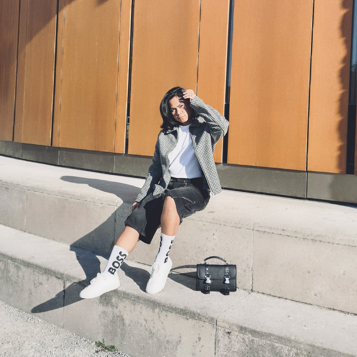 cedricksblanco's tweet photo. uhmm.. boss? just a September kind of look. 🤎 https://t.co/yZeK1SNlOk