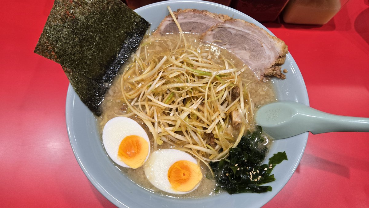 charu_dqx's tweet photo. ラーメンしか食べてない。
＃ラーメンショップまる化 https://t.co/XKN4VOKn1V