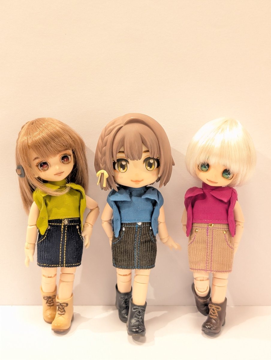 tococodoll's tweet photo. セットでいくか、トップスとスカートそれぞれでいくか🤔
トップスだけならリロロちゃんも着れるし、別々にしたほうがよさそうかな🥺 https://t.co/WxwQ5enwTe