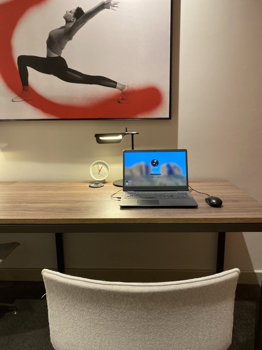 MrCPT's tweet photo. These private work pods at Virgin Active Point are jas! 👨‍💻 https://t.co/5rulYt6Vfo