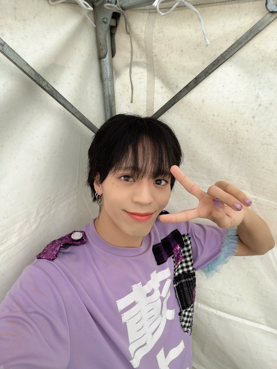 renta_sunkakke's tweet photo. FIRST CONTACTありがとうございました‼️
📍流山おおたかの森S.C.

紫振ってくれてありがとう〜💜
足元の悪い中会いに来てくれてとても感謝です🙂‍↕️
約半年ぶりに上陸しまして、前回出会ってくれた方も会いに来てくれてありがとう🫶🏻

次は明日、定期公演🌅

#燦楽景 #羽柴蓮太
#れんたいむちゅう https://t.co/ZrGalpACI1
