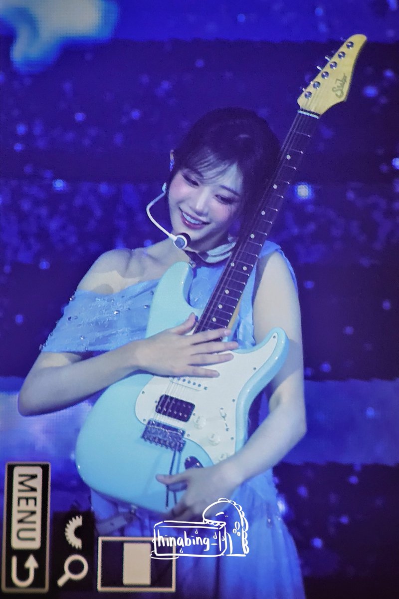 Hinabing_'s tweet photo. 260912 • ᴘʀᴇᴠɪᴇᴡ 🐱🎸

🚀 QWER 2nd TOUR ROCKATION : ROCKET LAUNCH!!

@hapycb
#QWER #HINA #히나 #냥뇽녕냥 https://t.co/qefndOSK6H