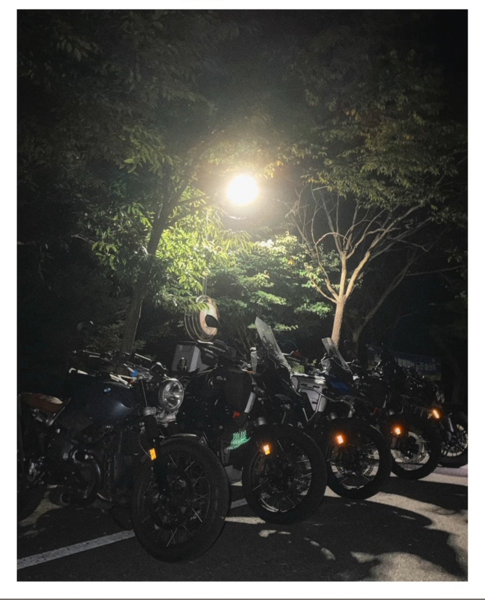 winnttaebear's tweet photo. Jungkook went for a ride https://t.co/y5QiuuHdOW