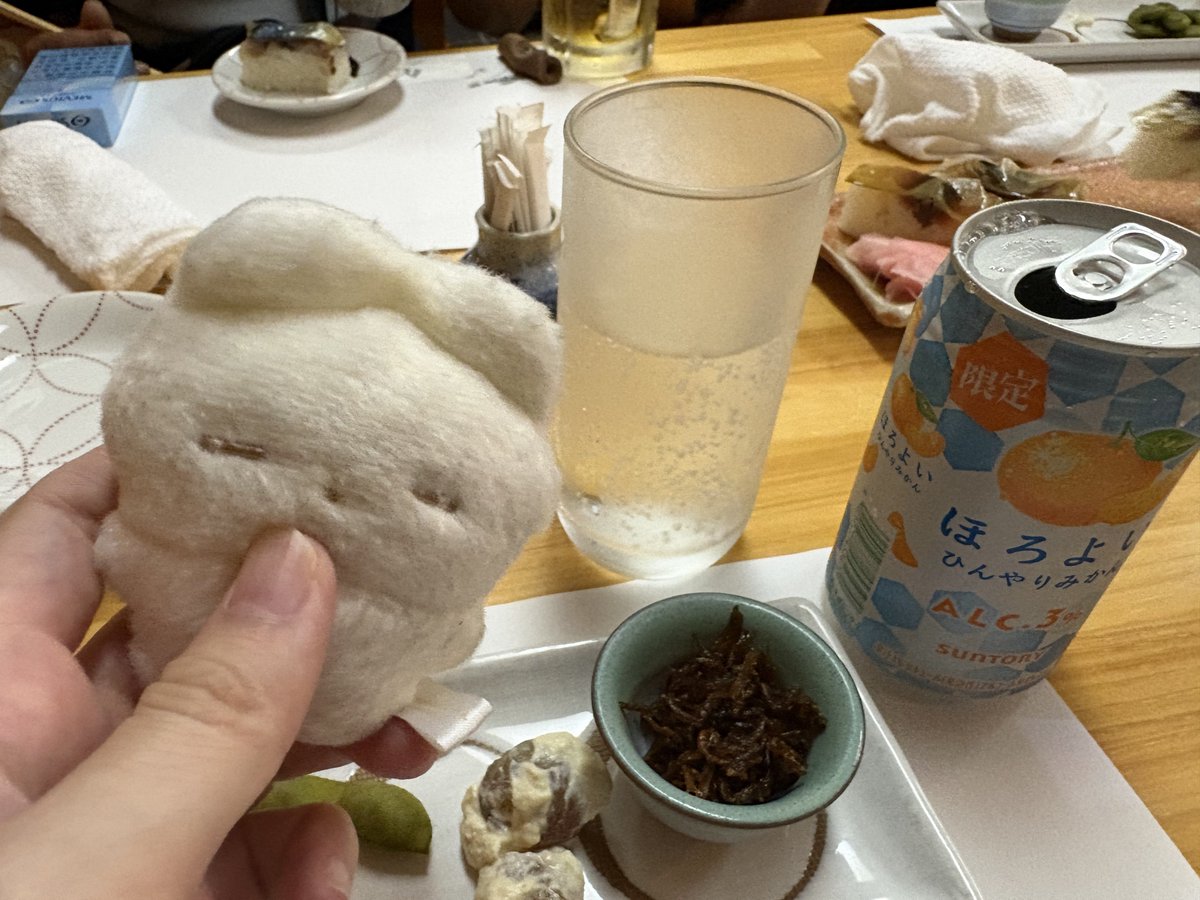 7272_and's tweet photo. こちらは後で消すお顔
と記念すべき初飲酒 https://t.co/zEI7qQykBC