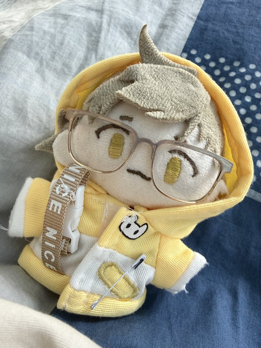 niki_nsomnia's tweet photo. 今天買ㄌ新衣服！
看到黃色+貓耳真的忍不住🤧 https://t.co/3wuufYuQiv