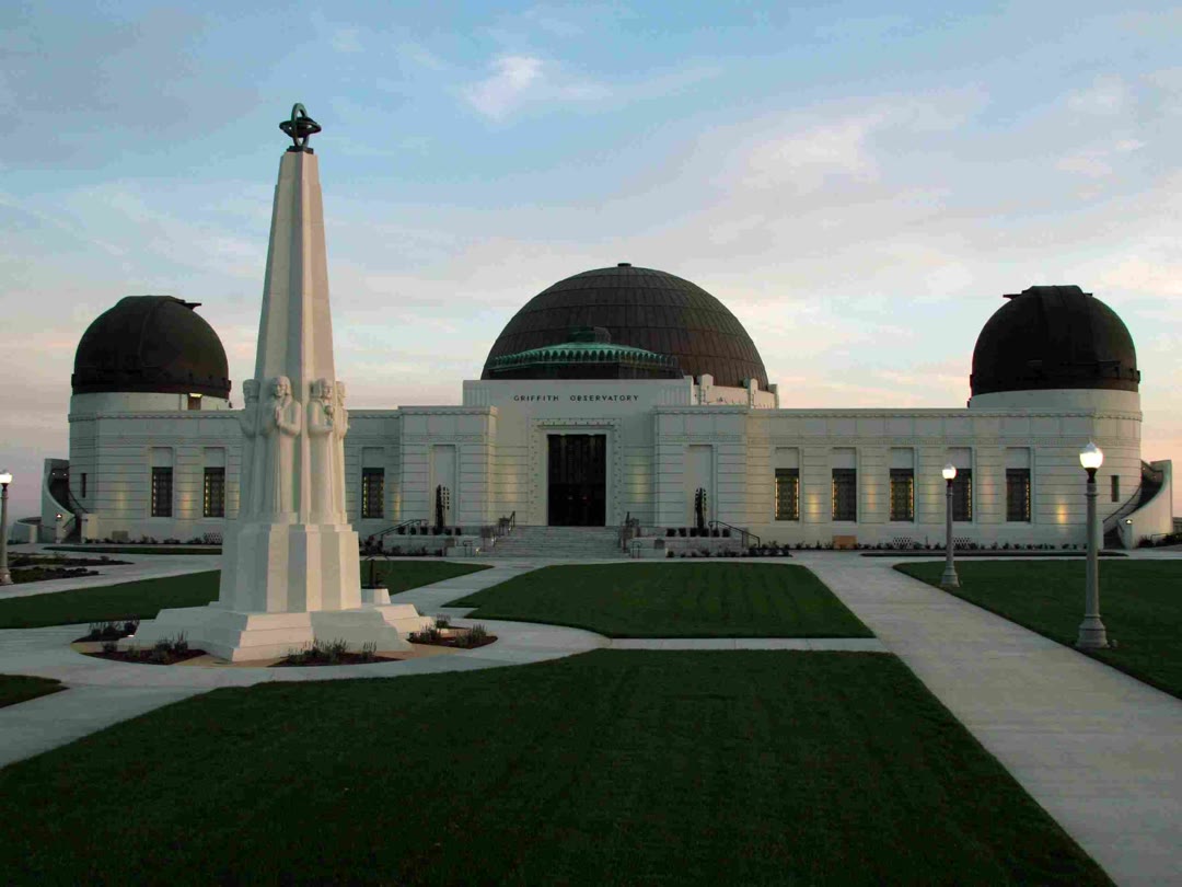 oErmione's tweet photo. 🦽➿🌐Never let anyone dim your sparkle. https://t.co/5kTsOq6FKw