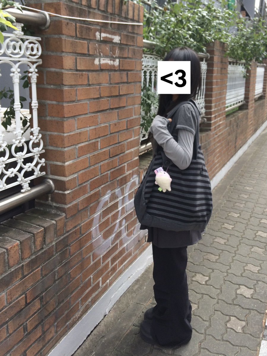 qayqiy's tweet photo. #제품제공
이뿌니 가을옷... 너므 기엽고 레이어드 활용도 진짜 좋음🫪🫰 https://t.co/aHtG3YWobJ