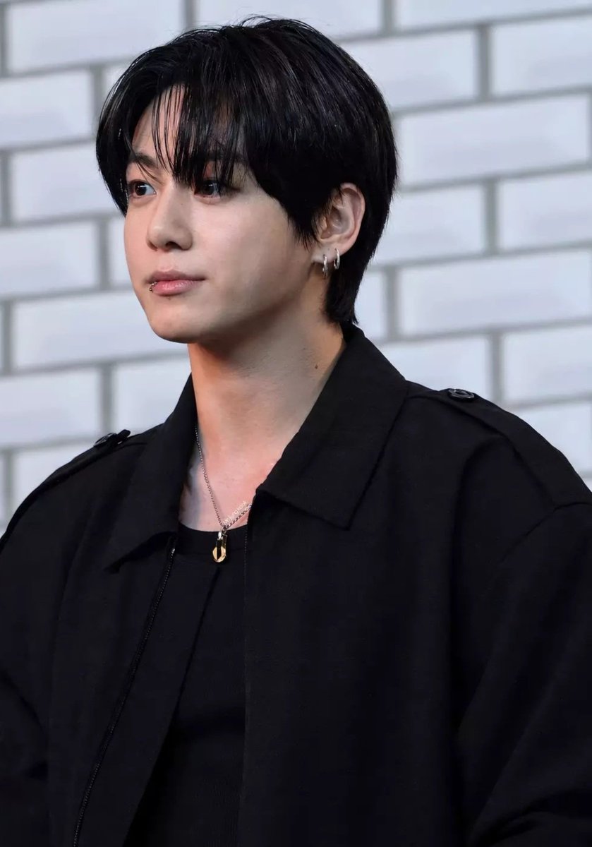 Juvnkook's tweet photo. https://t.co/OJESIhuaqN