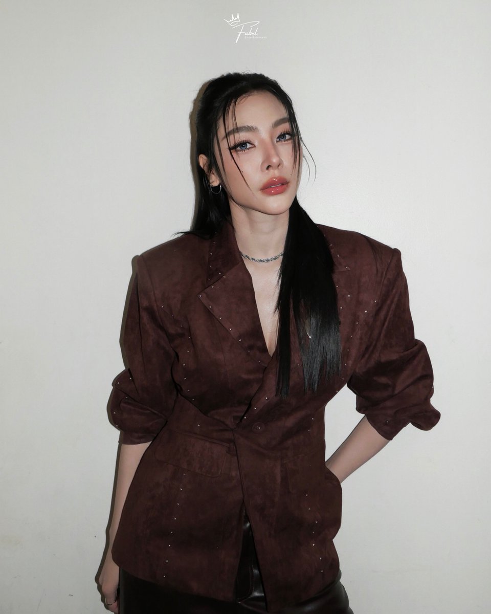 FFabel_Ent's tweet photo. วันนี้ใครมาเจอกันบ้าง 🙋🏻‍♀️✨

FAYEATOM X MCHOICE26
#MintAwards2026xFayeAtom https://t.co/yp4LuPBOpl