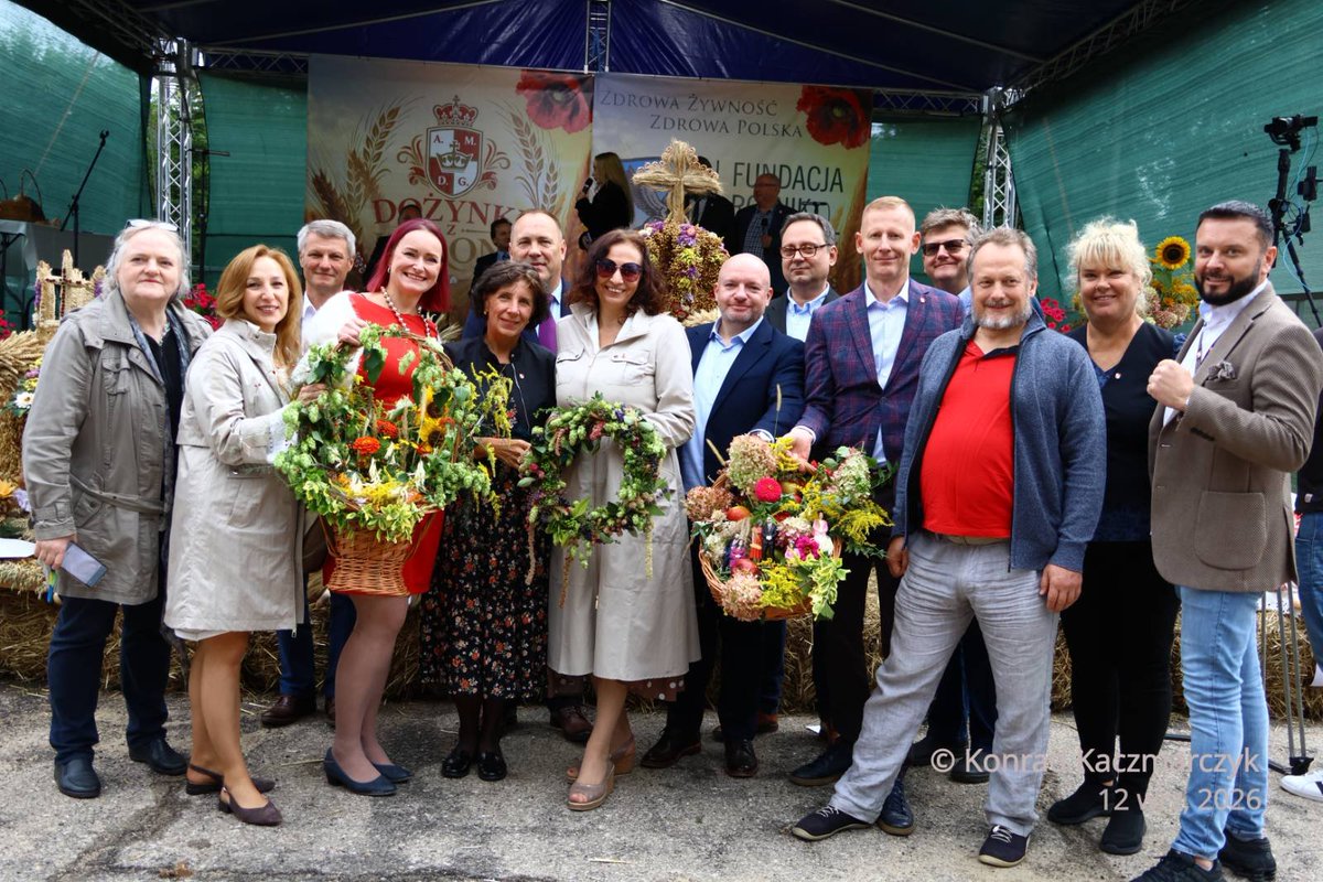 DianaR_Korona's tweet photo. Pierwsze dożynki @KoronyPolskiej 
Skaryszew 12 września 2026

Dziękujemy @RafalForys za wspaniałą organizację 🥰 https://t.co/4DSIERRqft